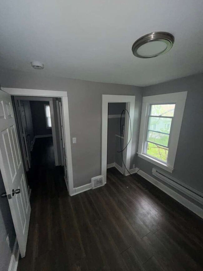 Photo - 1185 E 167th St Unidad 2