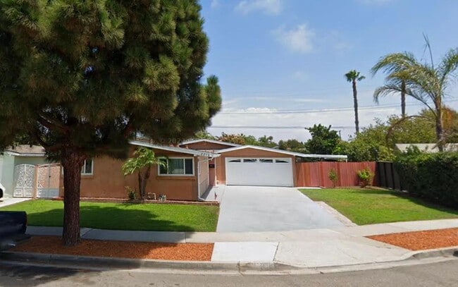 Central costa Mesa 5 bdrm home - Central costa Mesa 5 bdrm home