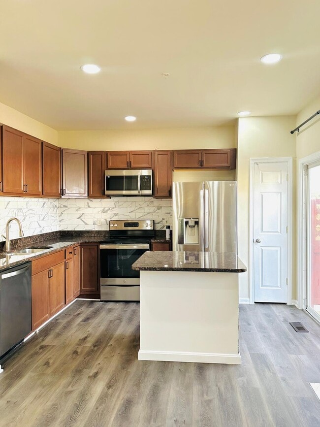 Photo - 5074 Kemsley Ct