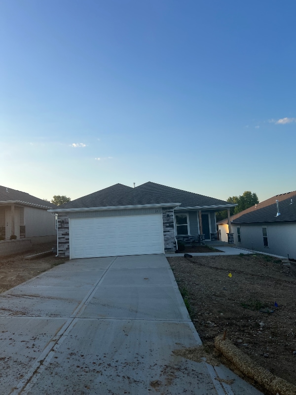 Photo - 2113 Brook Ridge Ct House