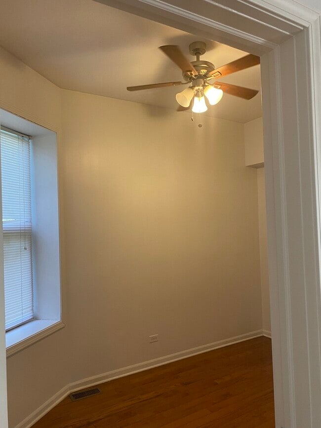 Photo - 6424 S Morgan St