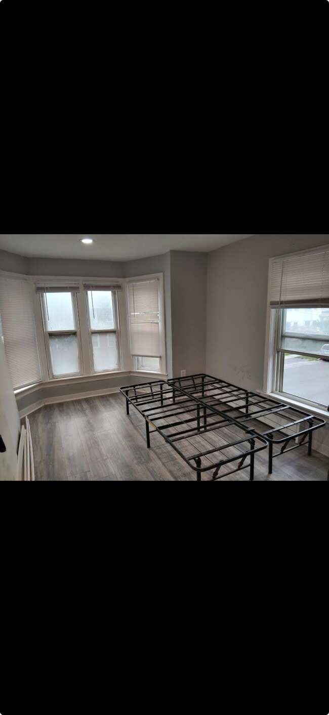 Photo - 5157 N Catherine St Unit 2nd Floor