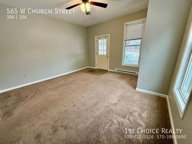 Photo - 565 W Church St