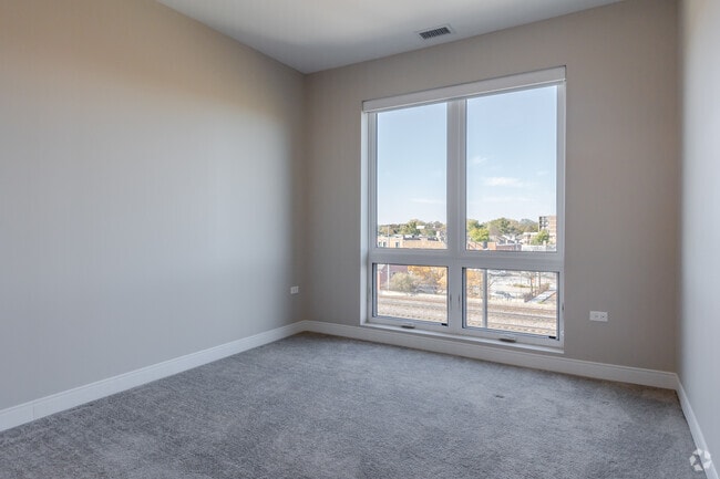 1BR, 1BA - Bedroom