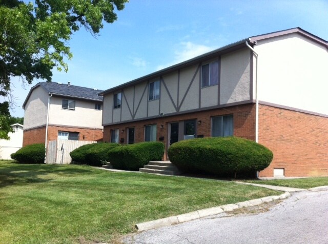 Carlton Manor - Carlton Manor