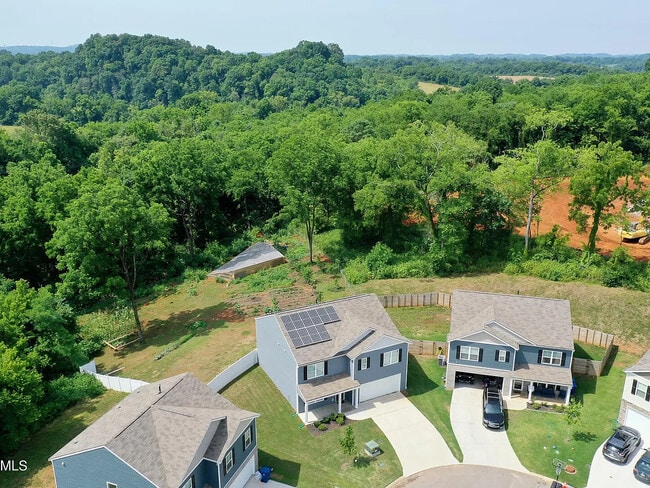 1606 River Poppy Rd