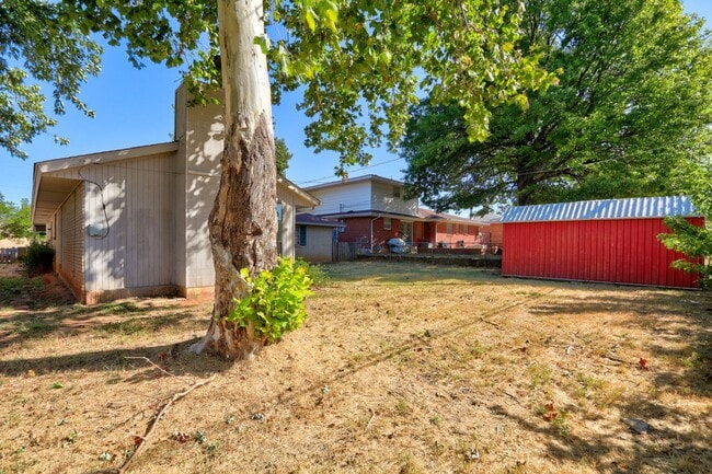 Photo - 3 Bed 2 Bath in Del City- Judy Dr is back!