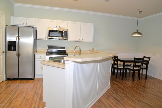 Building Photo - 120 Old Town Pkwy Unit 1205