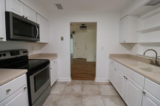 Photo - 206 Phoenetia Dr