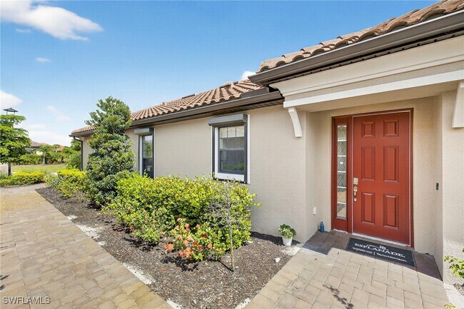 Photo - 15215 Tolmino St