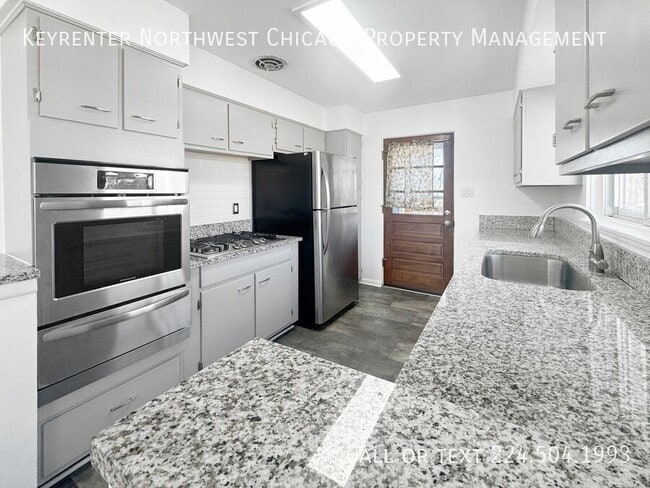 Photo - 332 N Smith St Unit 2