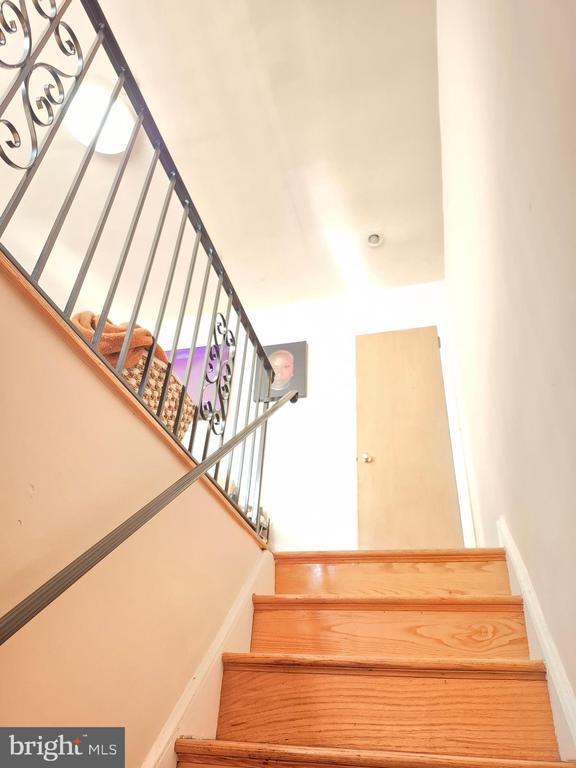 Photo - 7254 Mansfield Ave