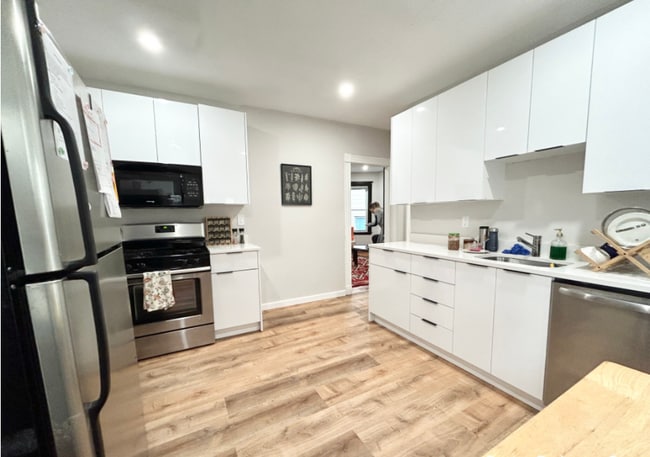 Photo - 37 Sudan St Unit 1