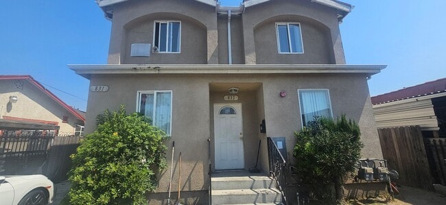 Photo - 80(831) Unit 80(833F)