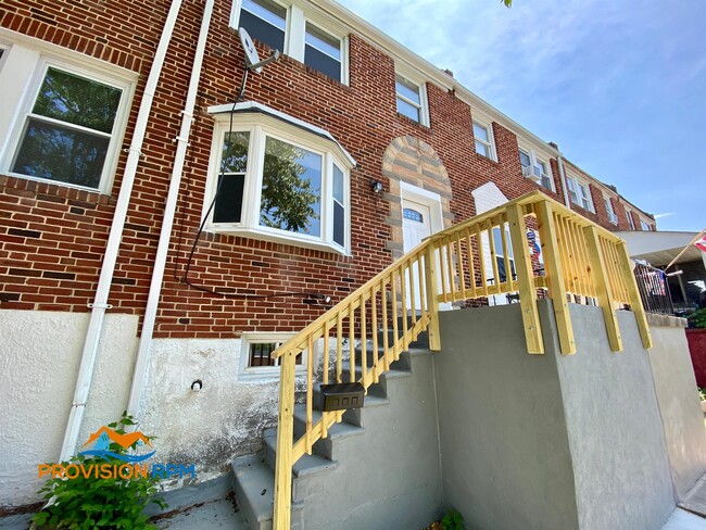 Photo - 206 Grove Park Rd Townhome