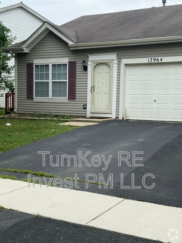 Building Photo - 13964 Danbury Dr Rental