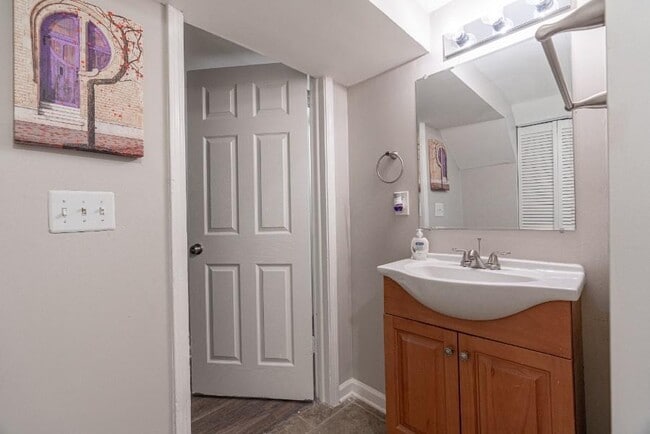 Photo - 3883 Adamsville Dr SW