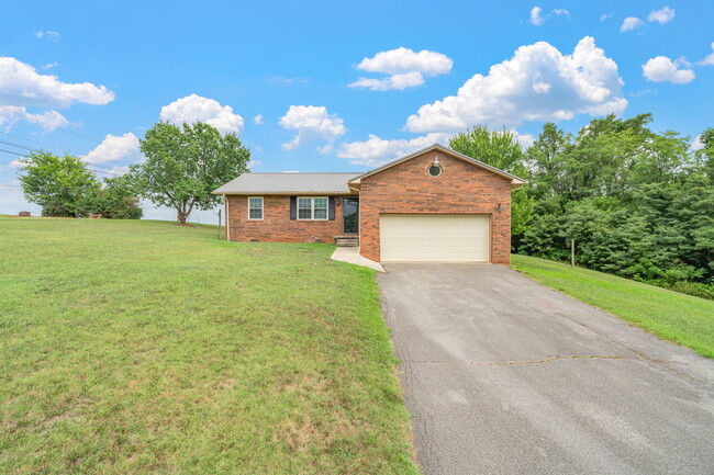 Photo - 2832 Vicksburg Ln