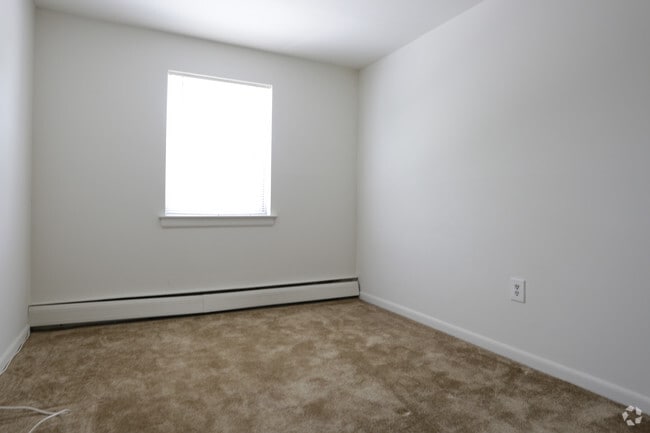 Photo - Aston Pointe