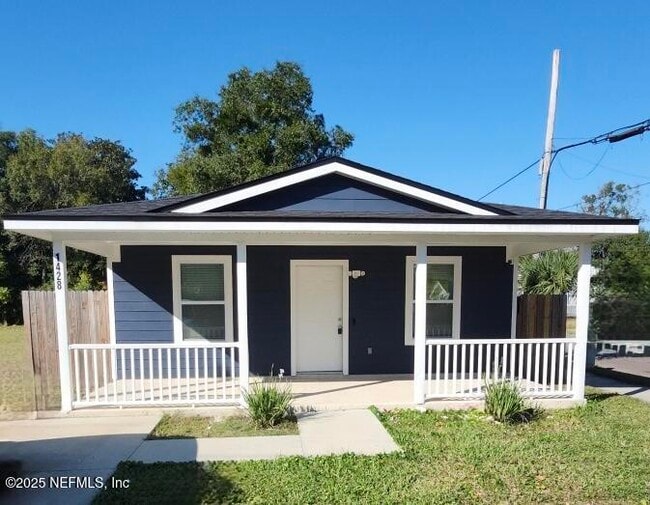 Building Photo - 1428 Barnett St