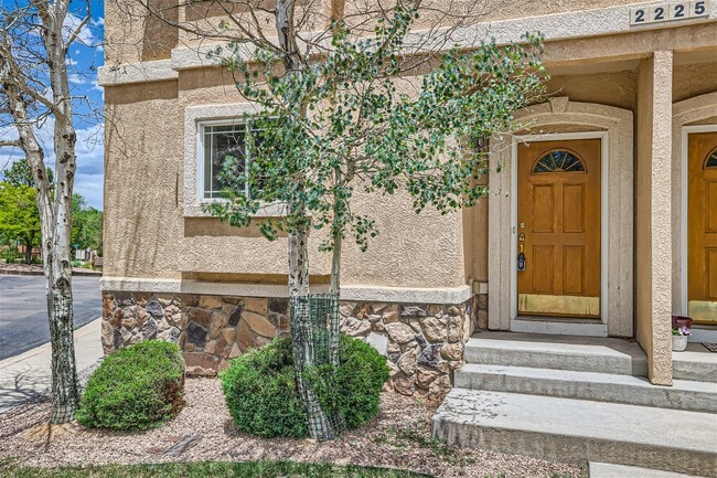 Photo - 2225 Stepping Stones Way