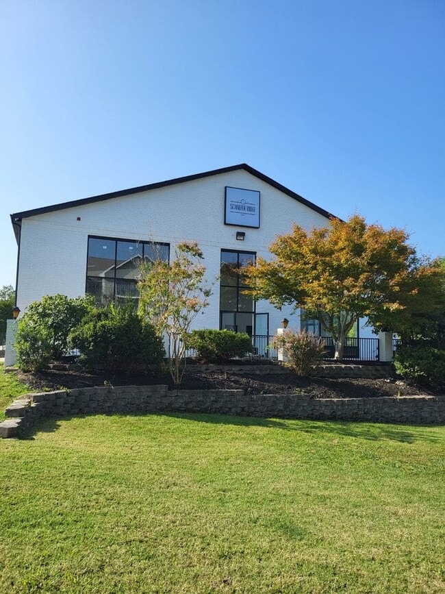 Photo - Schaefer Ridge Apartments