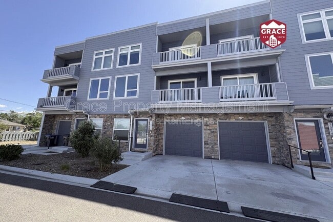 Building Photo - 3572 W 66th Ave