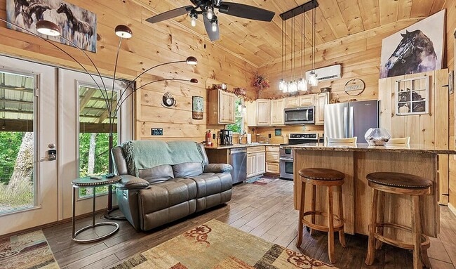 Photo - Old Mountain Road 3568-3570 Unit 1