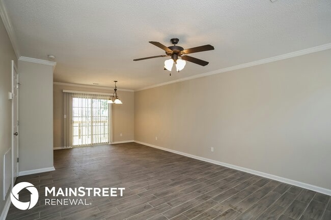 Photo - 70 Gilliam's Xing SW