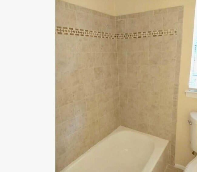 Photo - 743 Jackson St