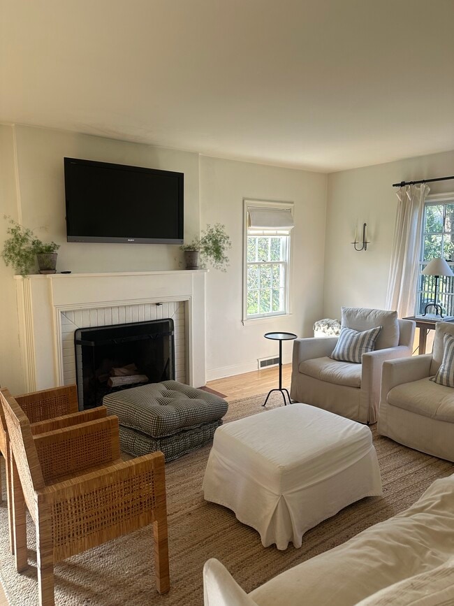 Photo - 118 Anderson Ave