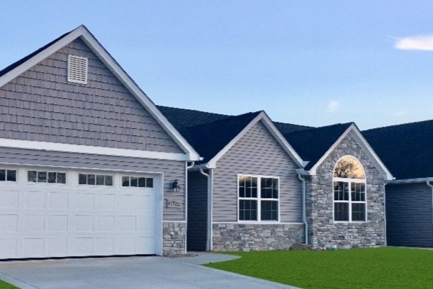 Woodland Hills Villas - Woodland Hills Villas