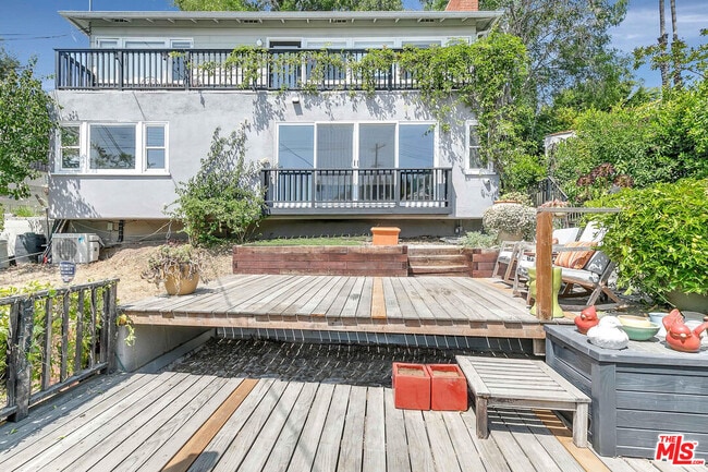 Photo - 2073 Vine St Rental