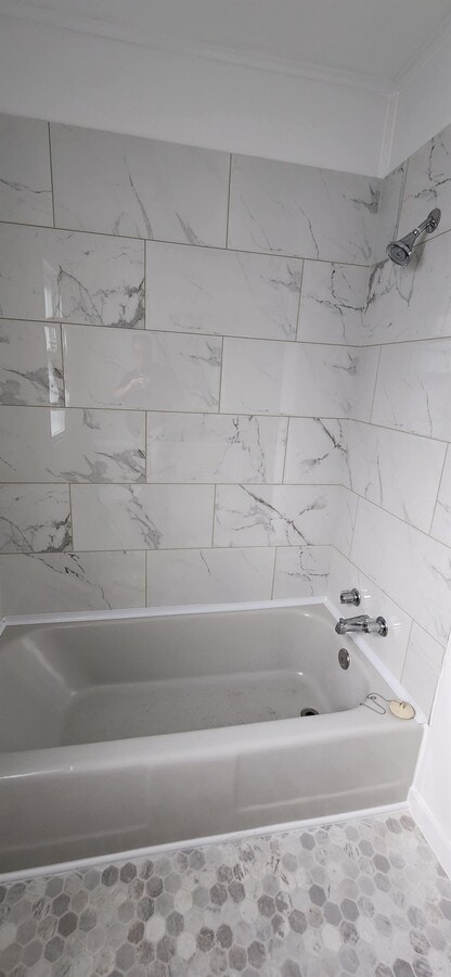 Photo - 1823 Sauber Ave