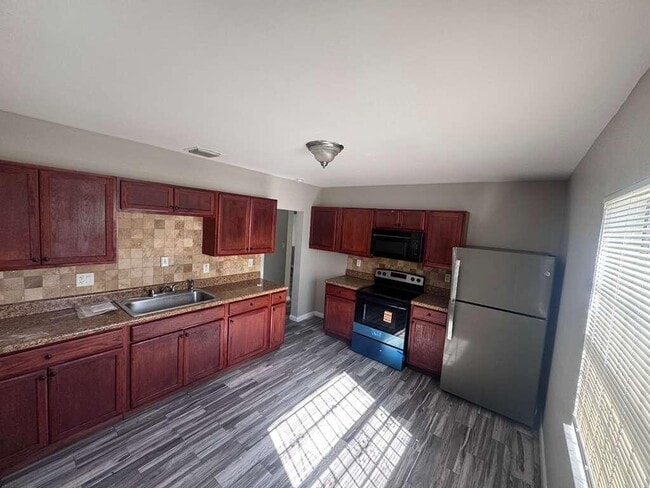 Photo - 3309 Avenue S Casa