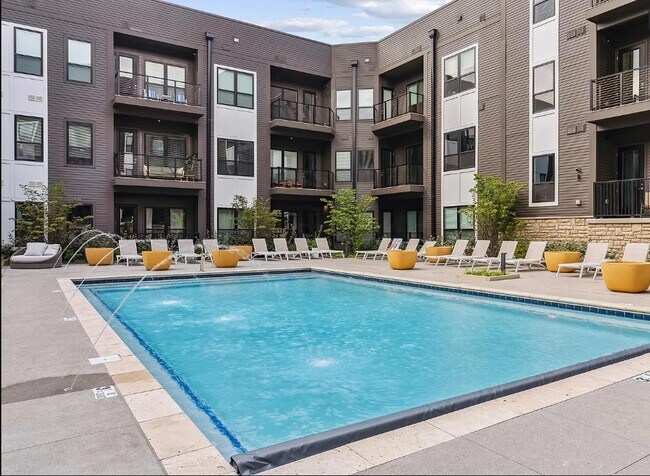 Photo - 6633 Dale Dr Condo Unit #420 Bridge Park