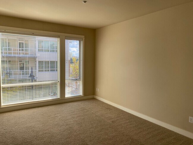 Photo - Modern Condo with Luxury Amenities Near Fe... Unit 211