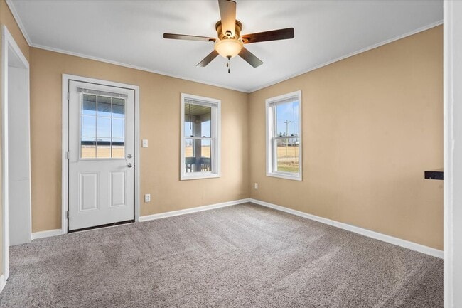 Photo - 3037 Swan Lake Rd NE