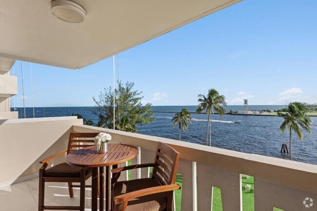 Building Photo - 2100 S Ocean Dr Unit 5j Rental