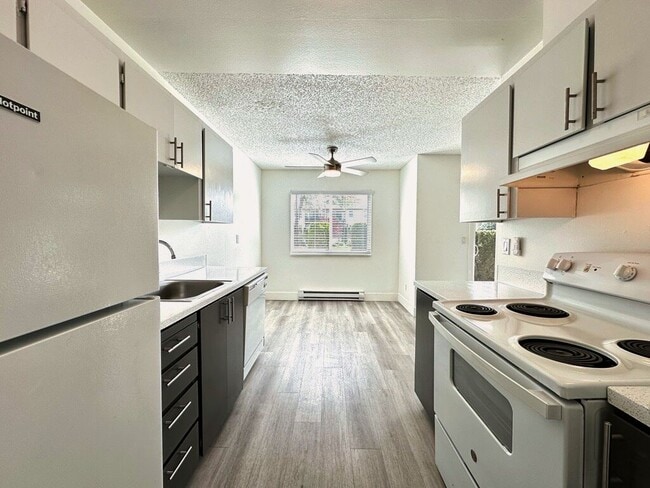 Photo - Covington Square Apartments