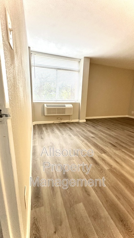 Photo - 7520 Hornwood Dr Unit Apt 304