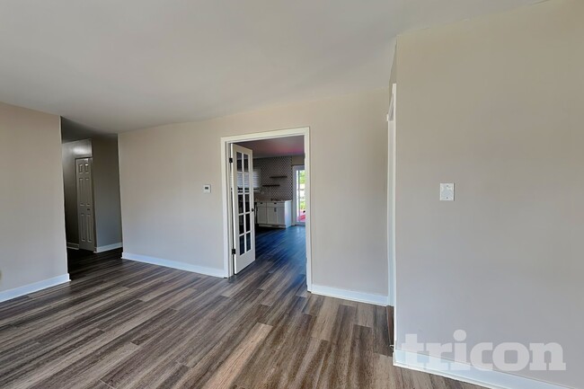 Photo - 15202 Highland Ave