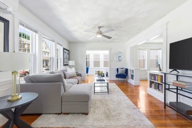 Photo - 48 Farquhar St Unit 1