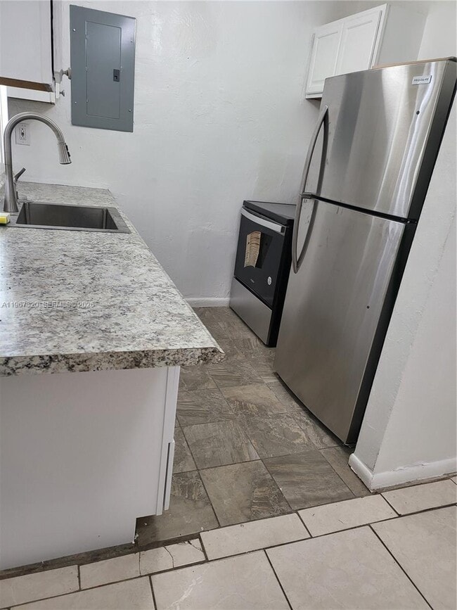 Photo - 755 NW 84th St