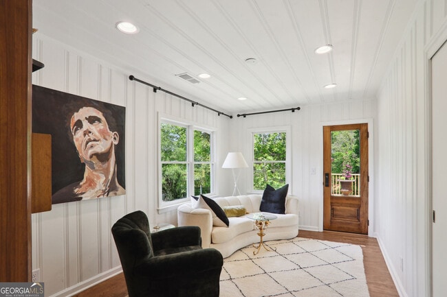 Photo - 512 Federal Terrace SE