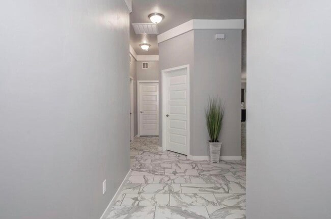 Photo - 14832 Boer Trl Ave