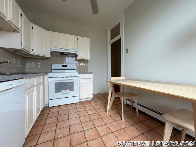 Photo - 367 Somerville Ave Unit G