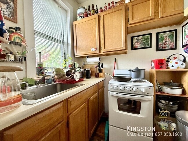 Photo - 125 Babcock St Unit 25A