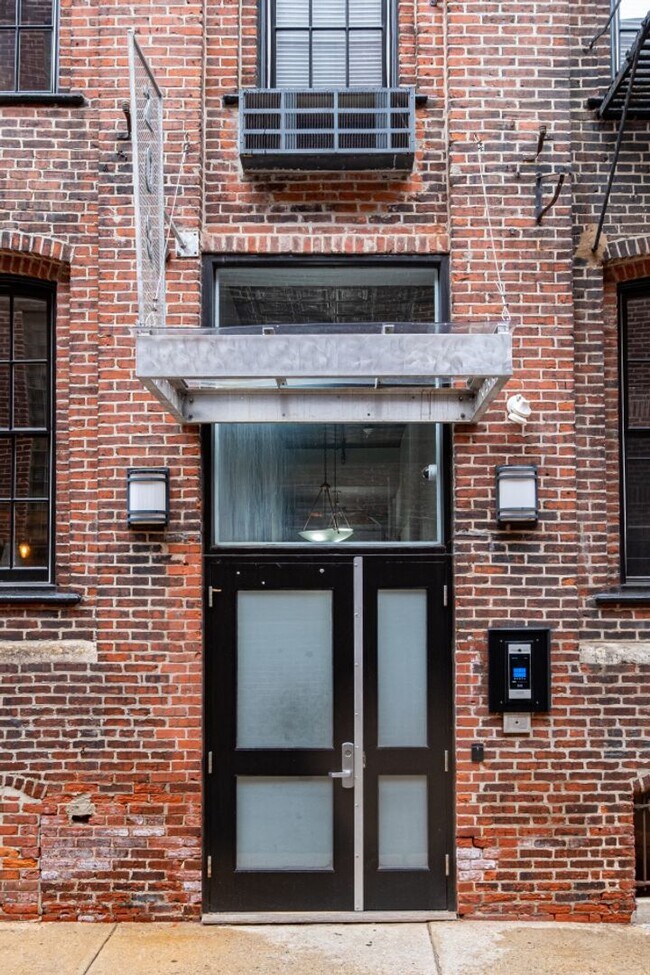 Photo - Luxurious 1-Bedroom Condo at Cuthbert Loft... Unidad 501