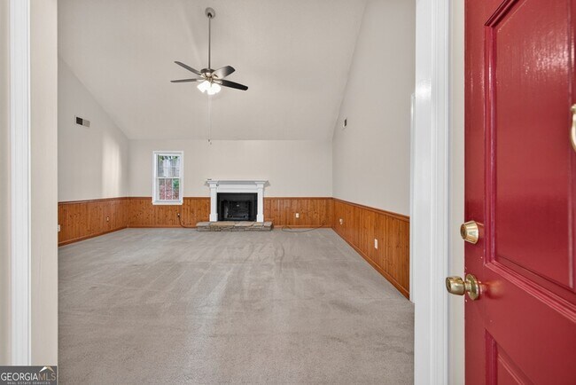 Photo - 129 Springbrook Dr